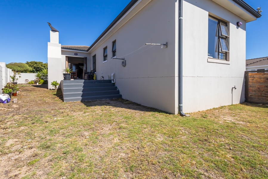 4 Bedroom Property for Sale in Country Club Western Cape